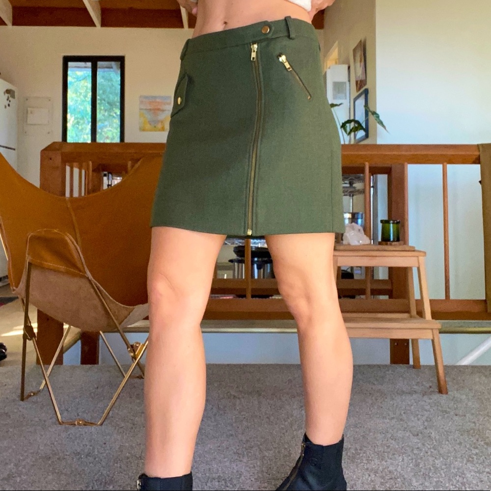 Jcrew mini skirt front zip - lined wool - size 2